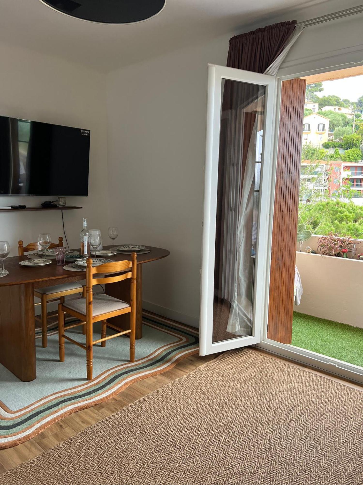 Apartament Eze Roc Zewnętrze zdjęcie